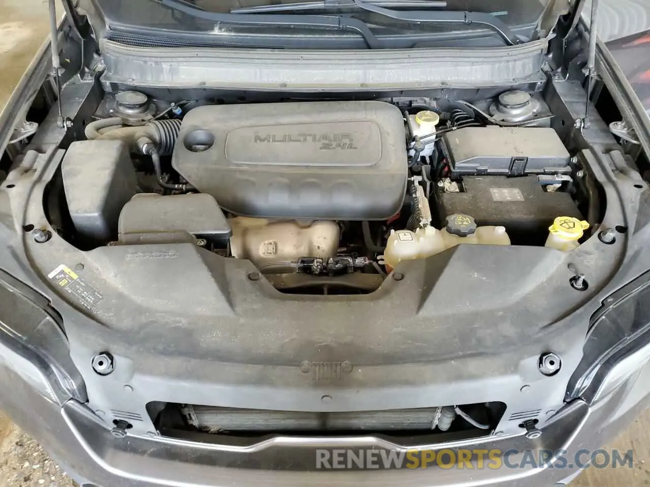 12 Photograph of a damaged car 1C4PJMLBXKD293482 JEEP GRAND CHER 2019