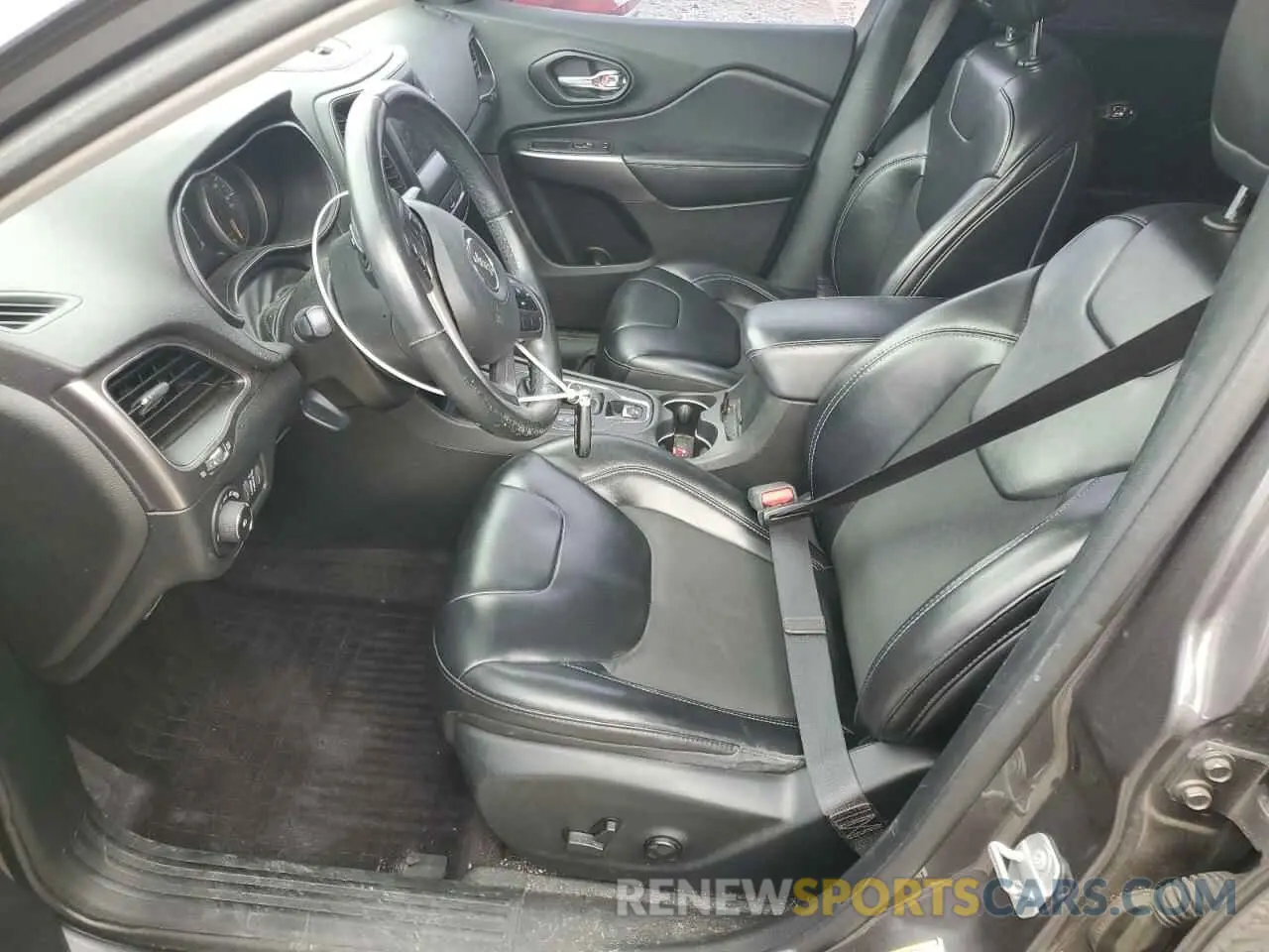 7 Photograph of a damaged car 1C4PJMLN8KD123969 JEEP GRAND CHER 2019
