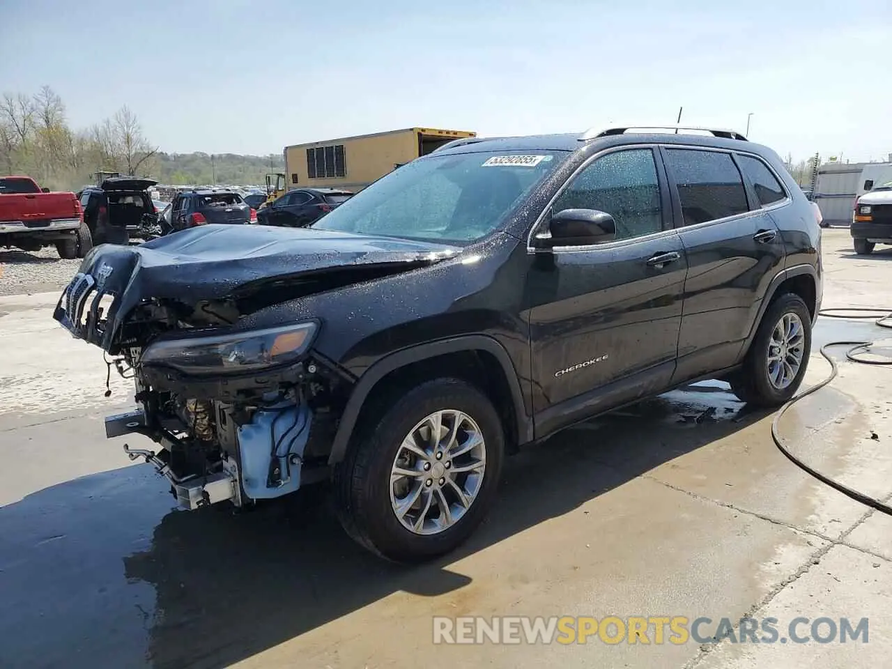 1 Photograph of a damaged car 1C4PJMLX0KD270627 JEEP GRAND CHER 2019