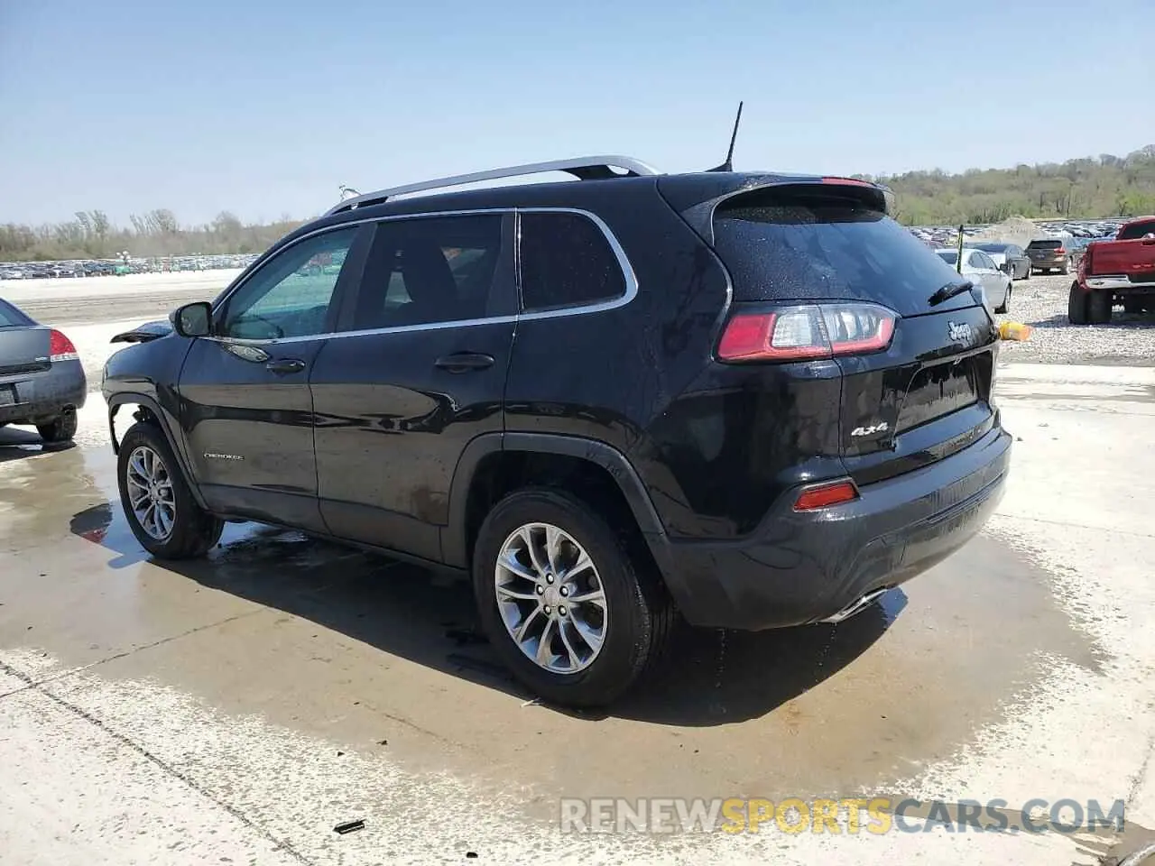 2 Photograph of a damaged car 1C4PJMLX0KD270627 JEEP GRAND CHER 2019