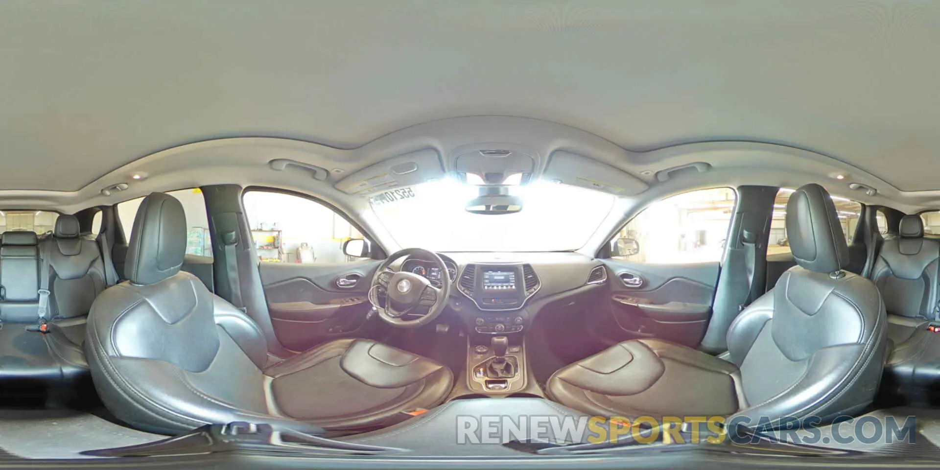 15 Photograph of a damaged car 1C4PJMLX0KD367701 JEEP GRAND CHER 2019
