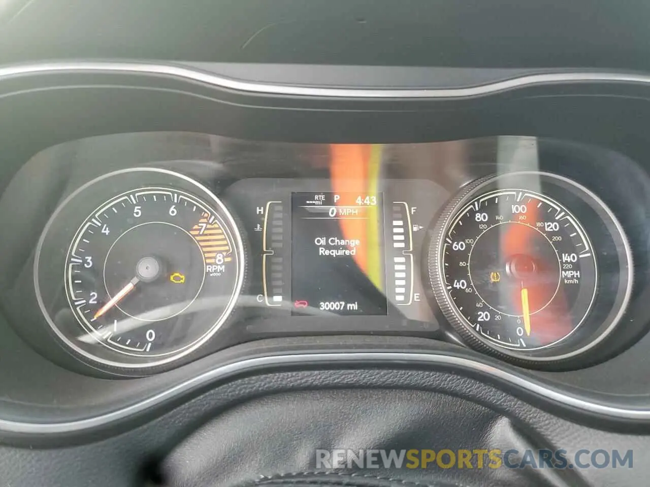 9 Photograph of a damaged car 1C4PJMLX0KD372848 JEEP GRAND CHER 2019