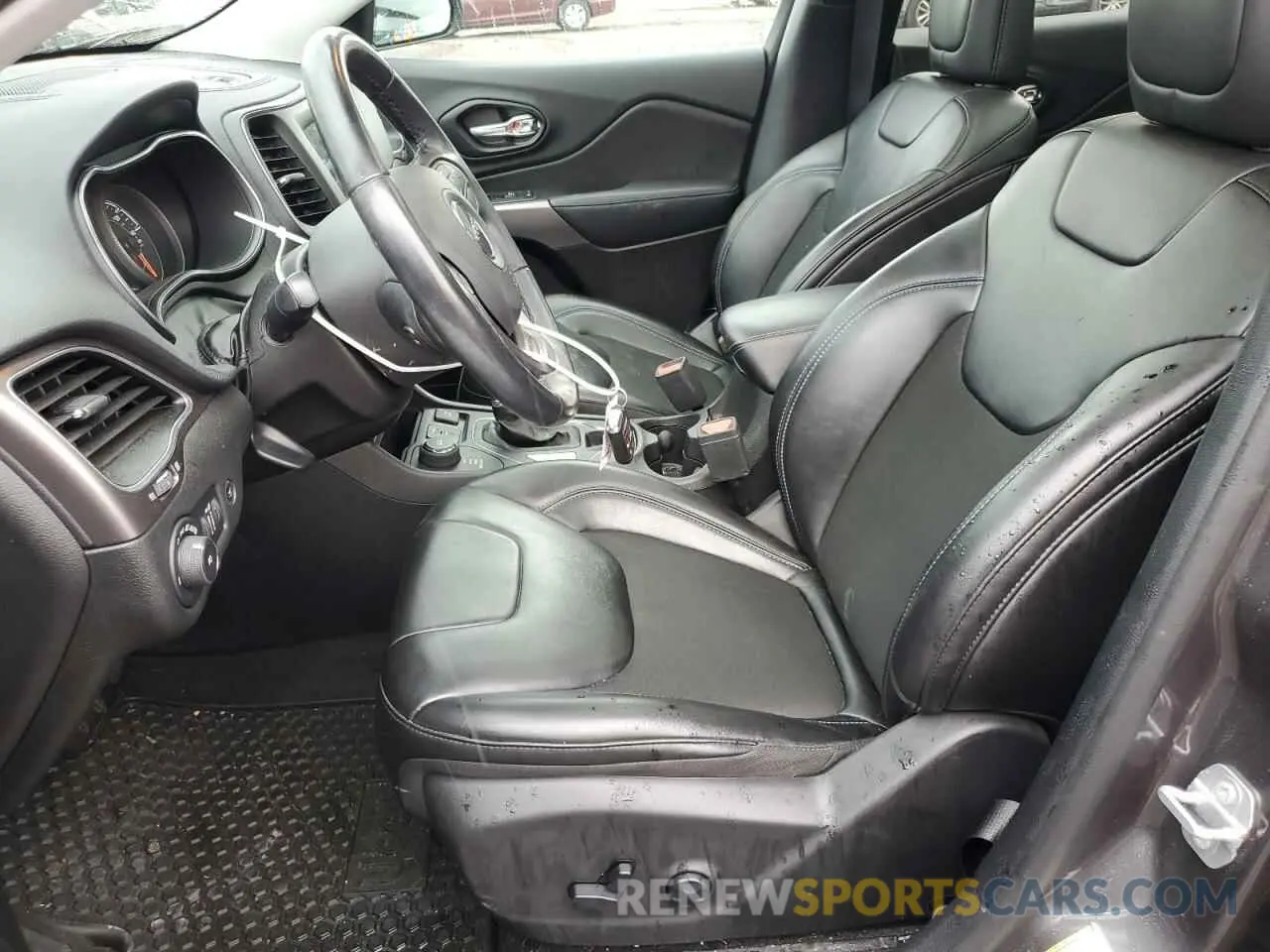 7 Photograph of a damaged car 1C4PJMLX1KD471582 JEEP GRAND CHER 2019