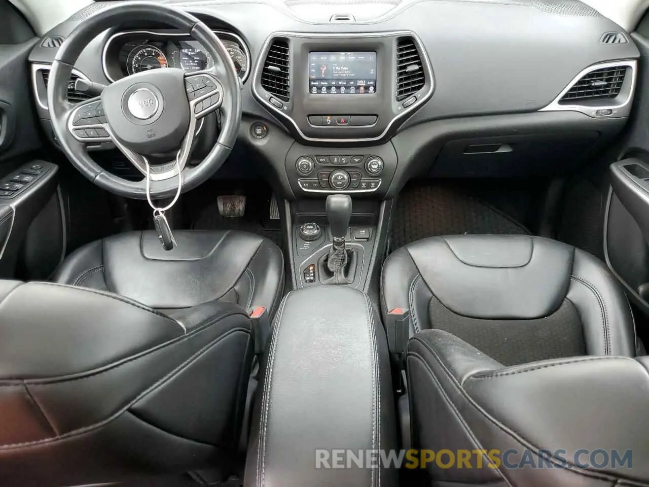 8 Photograph of a damaged car 1C4PJMLX1KD471582 JEEP GRAND CHER 2019