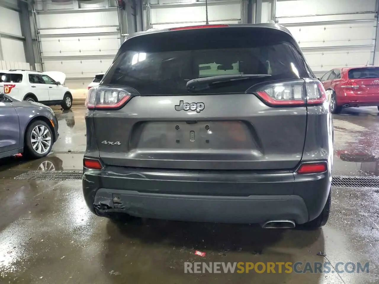 6 Photograph of a damaged car 1C4PJMLX2KD208632 JEEP GRAND CHER 2019