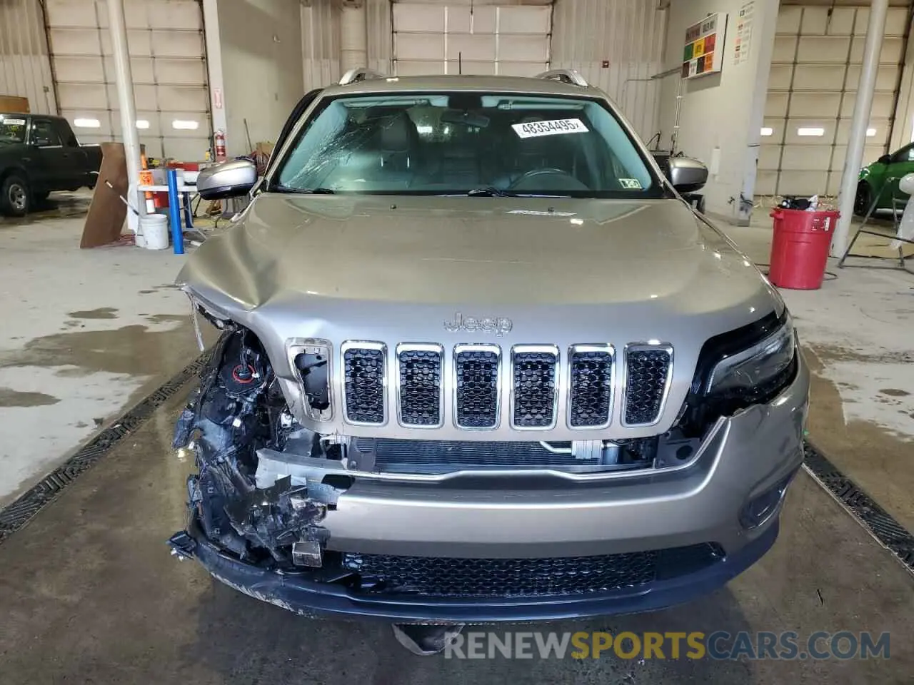 5 Photograph of a damaged car 1C4PJMLX3KD343747 JEEP GRAND CHER 2019
