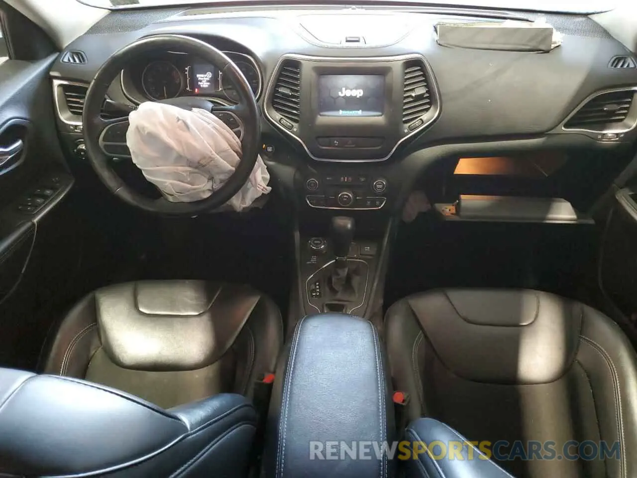 8 Photograph of a damaged car 1C4PJMLX3KD343747 JEEP GRAND CHER 2019