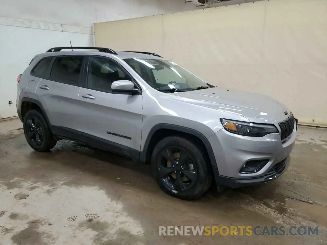 4 Photograph of a damaged car 1C4PJMLX5KD328313 JEEP GRAND CHER 2019