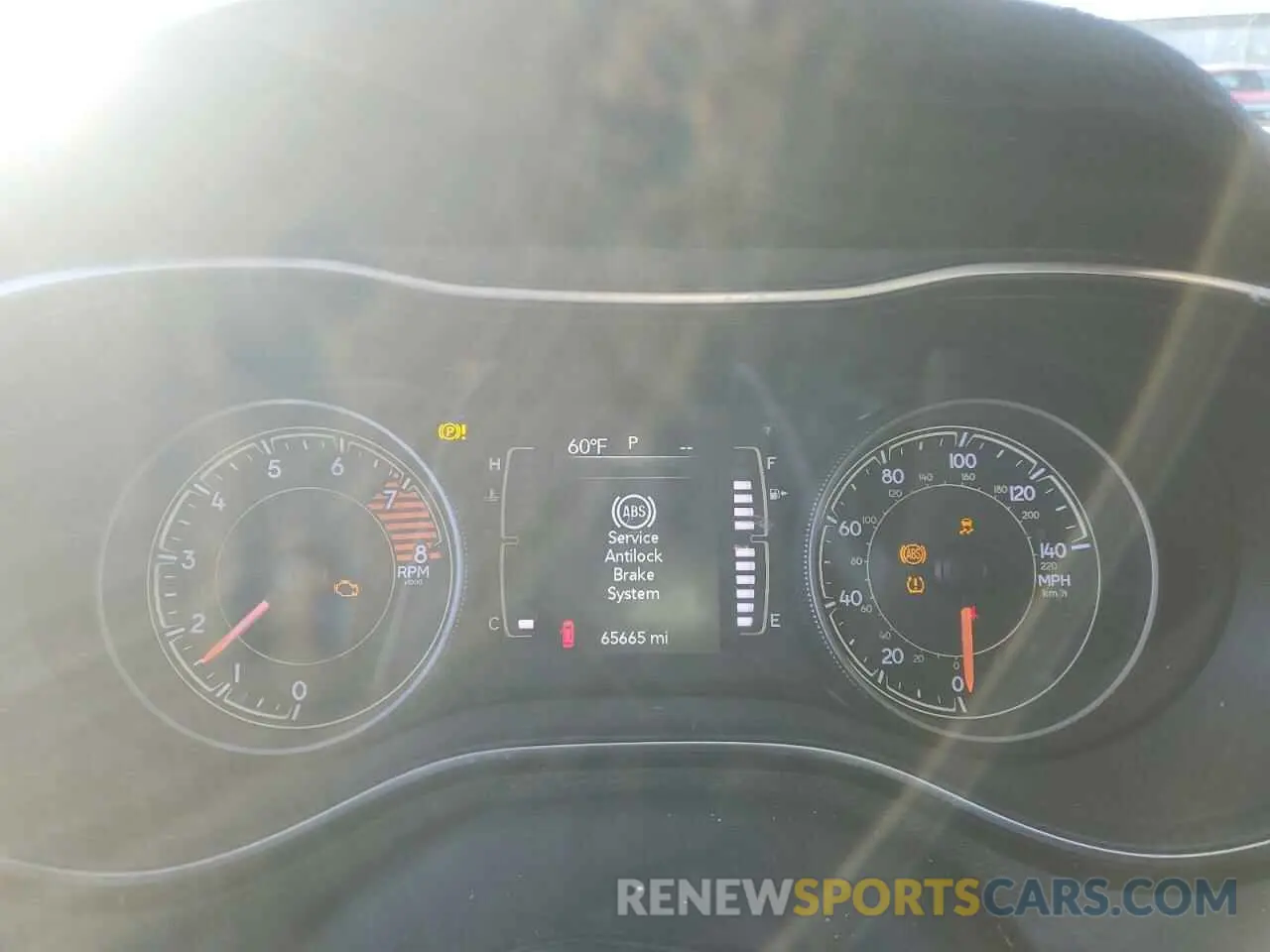9 Photograph of a damaged car 1C4PJMLX6KD106539 JEEP GRAND CHER 2019