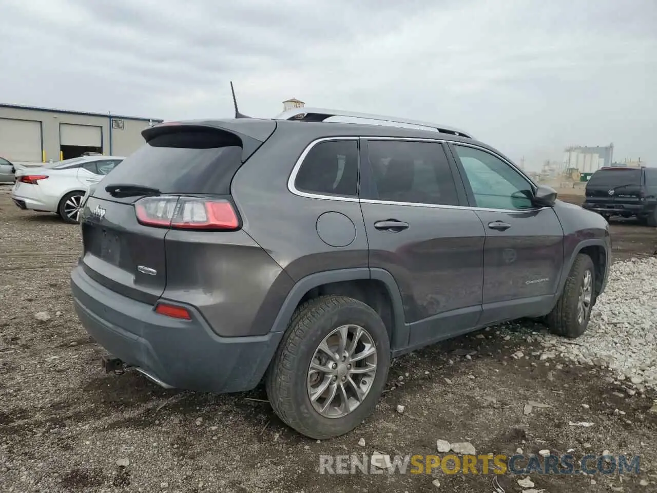 3 Photograph of a damaged car 1C4PJMLX6KD378329 JEEP GRAND CHER 2019