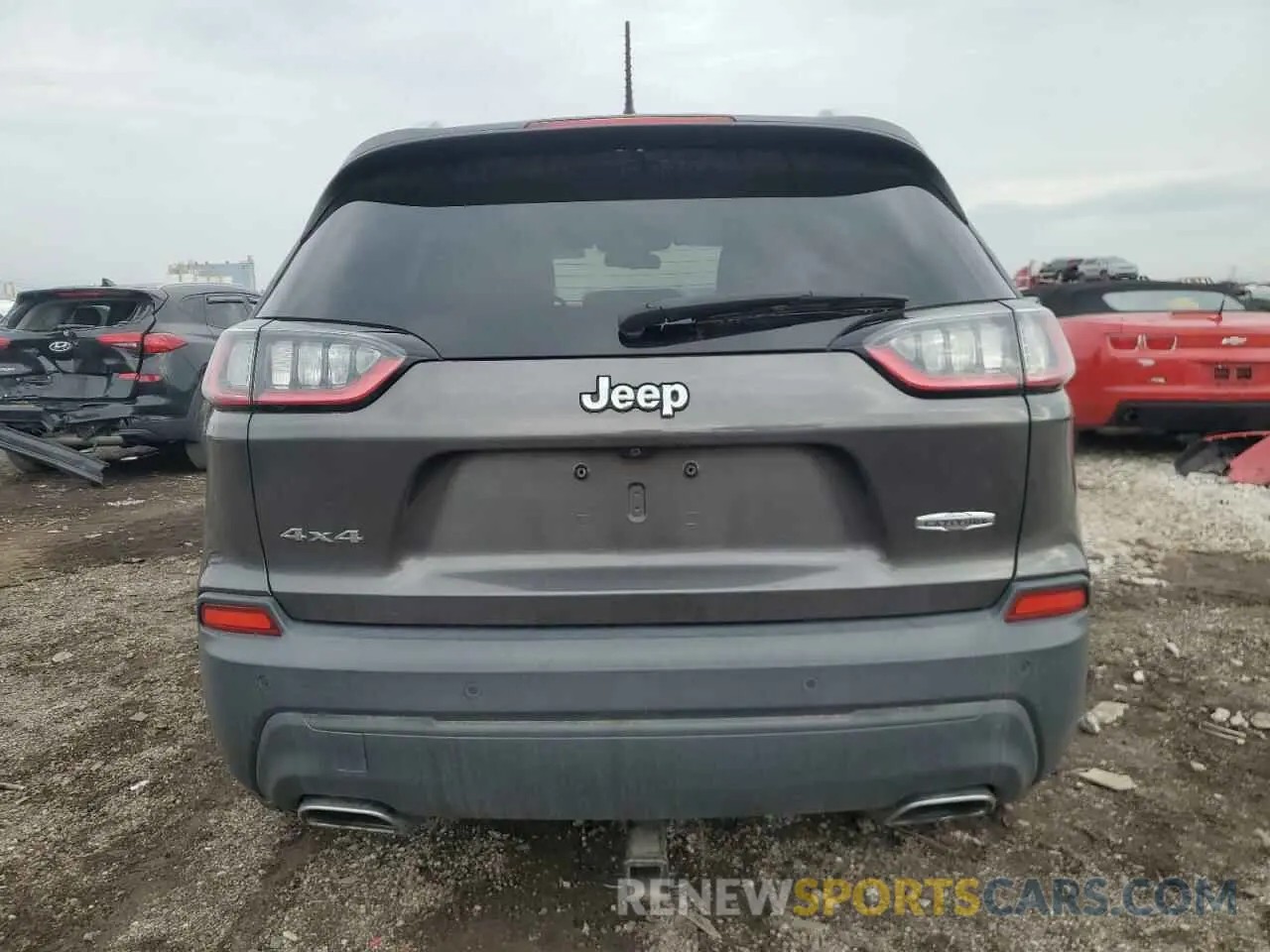 6 Photograph of a damaged car 1C4PJMLX6KD378329 JEEP GRAND CHER 2019