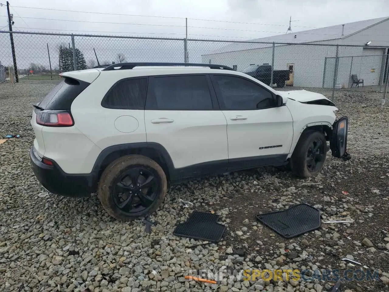 3 Photograph of a damaged car 1C4PJMLX6KD404671 JEEP GRAND CHER 2019