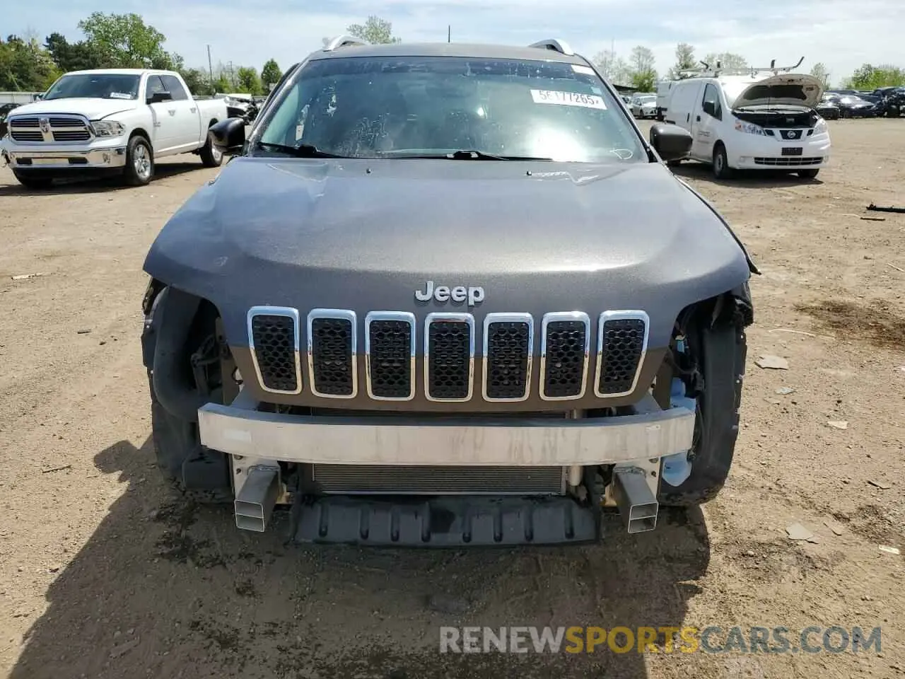 5 Photograph of a damaged car 1C4PJMLX7KD271273 JEEP GRAND CHER 2019