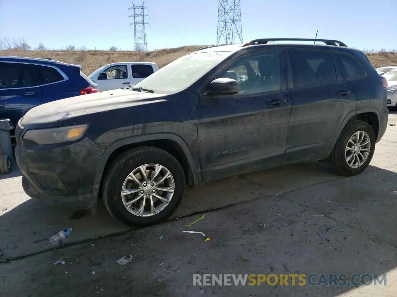 1 Photograph of a damaged car 1C4PJMLX8KD282895 JEEP GRAND CHER 2019