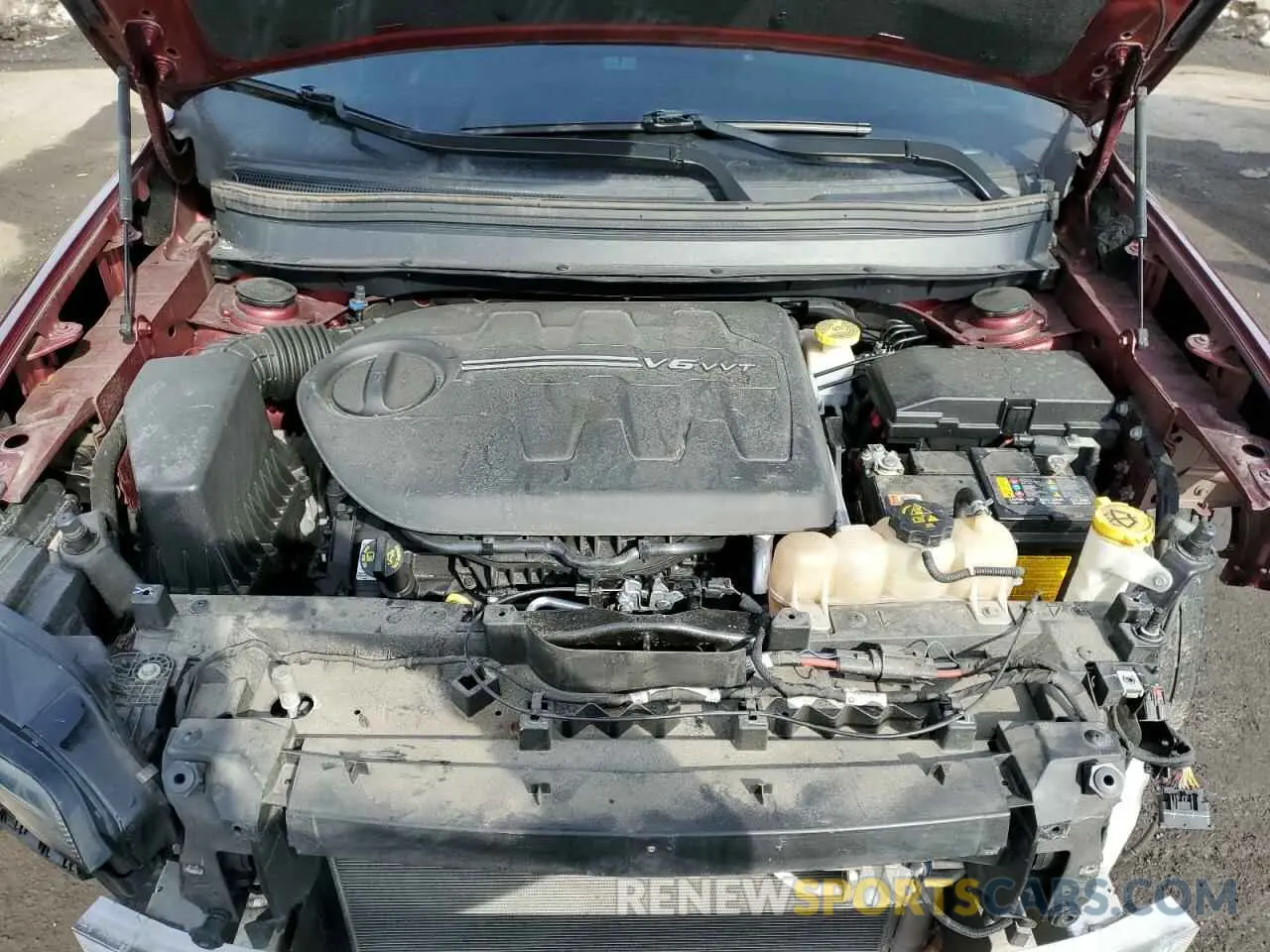12 Photograph of a damaged car 1C4PJMLX8KD369356 JEEP GRAND CHER 2019