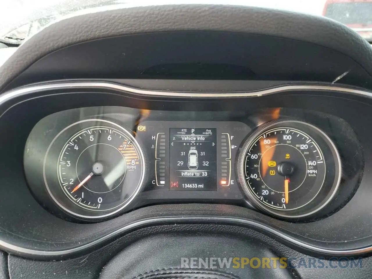 9 Photograph of a damaged car 1C4PJMLX8KD369356 JEEP GRAND CHER 2019