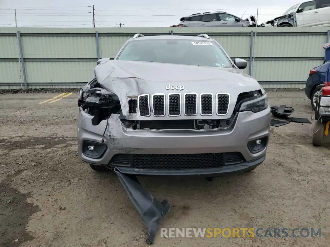 5 Photograph of a damaged car 1C4PJMLX8KD447411 JEEP GRAND CHER 2019