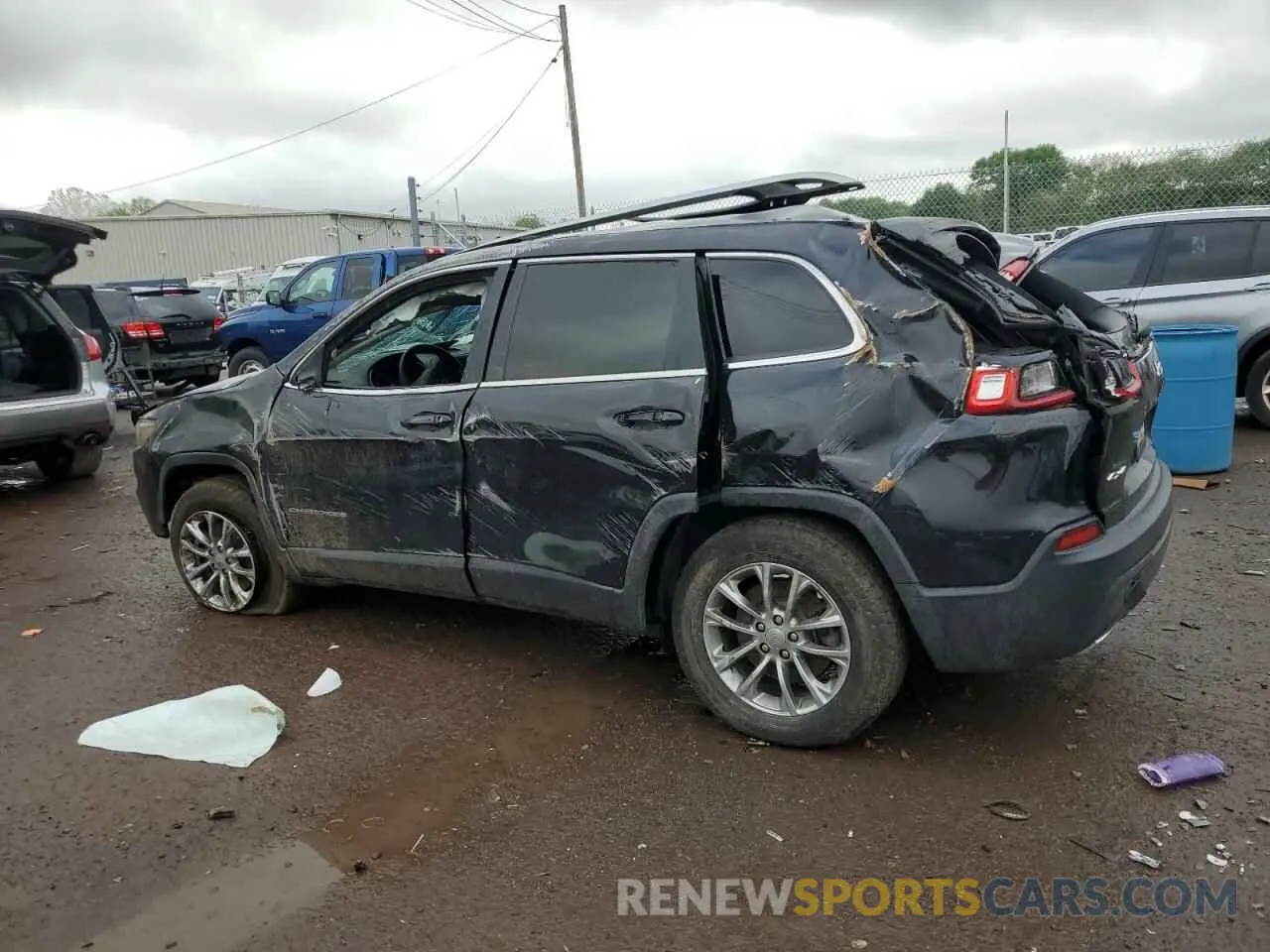 2 Photograph of a damaged car 1C4PJMLXXKD127958 JEEP GRAND CHER 2019