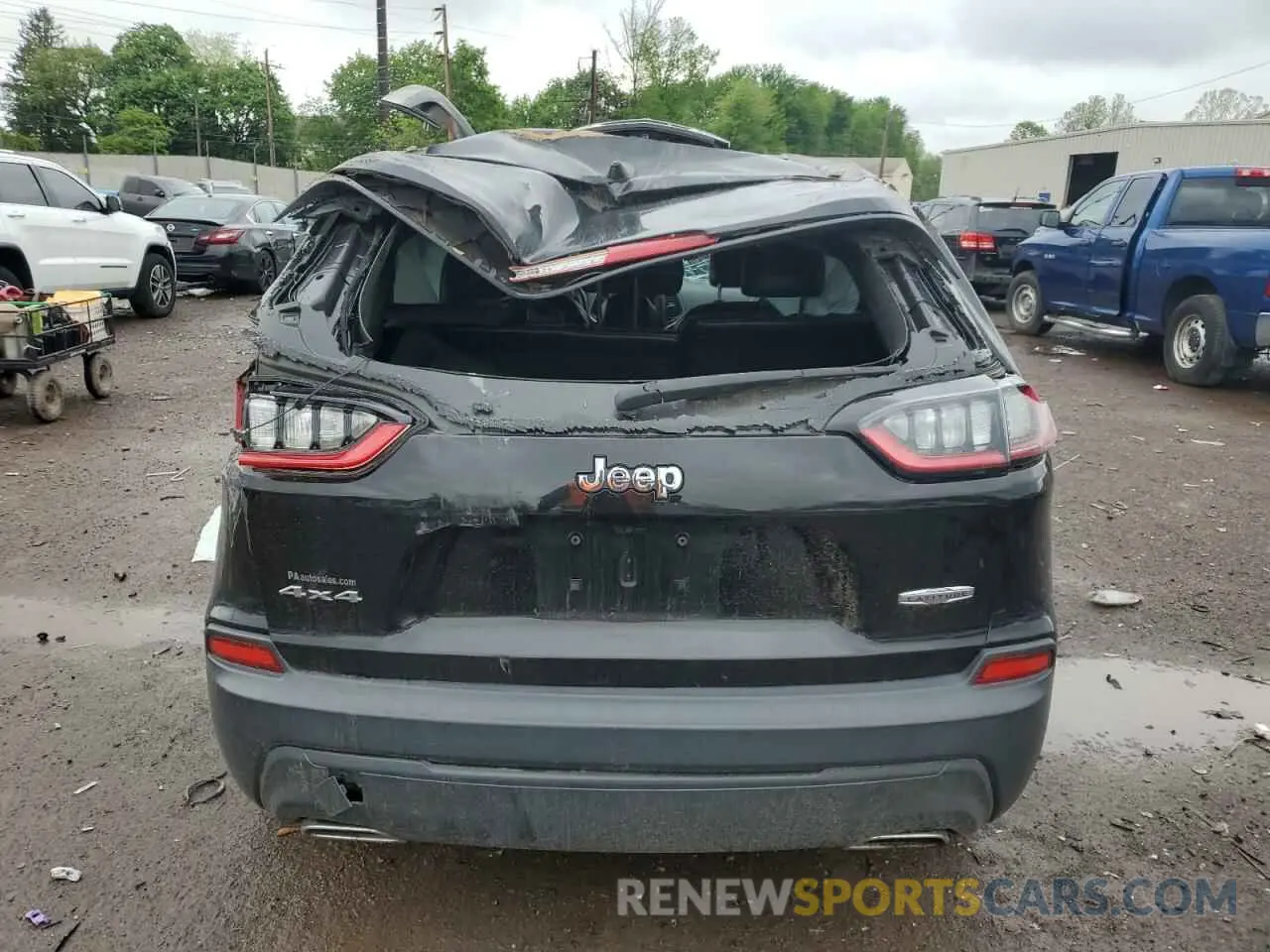 6 Photograph of a damaged car 1C4PJMLXXKD127958 JEEP GRAND CHER 2019