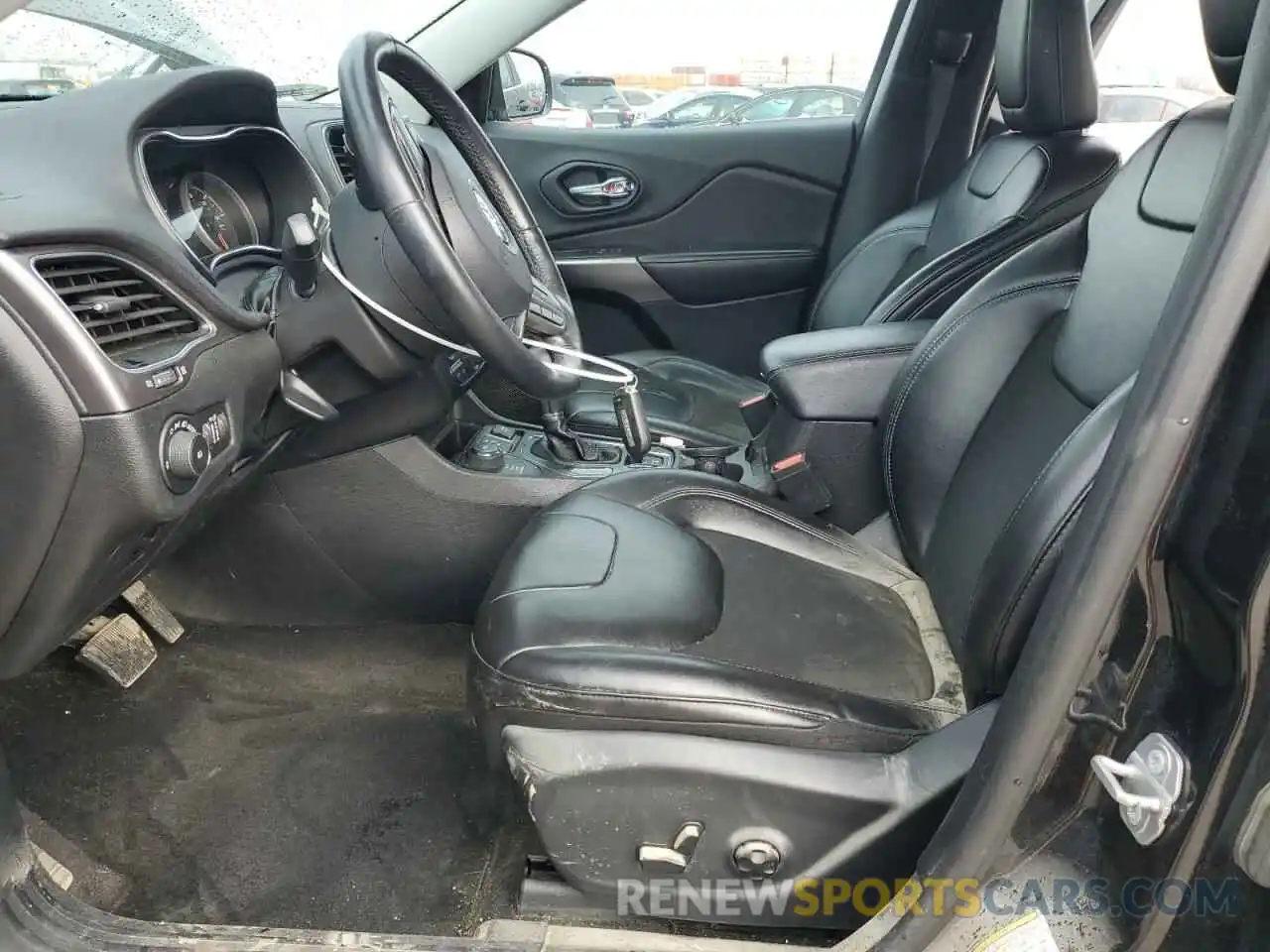 7 Photograph of a damaged car 1C4PJMLXXKD318019 JEEP GRAND CHER 2019