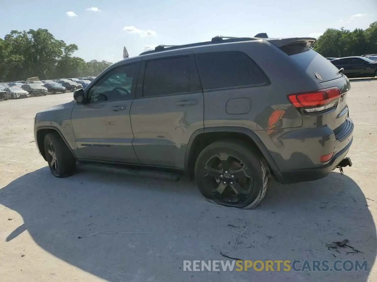2 Photograph of a damaged car 1C4RJEAG1KC699315 JEEP GRAND CHER 2019