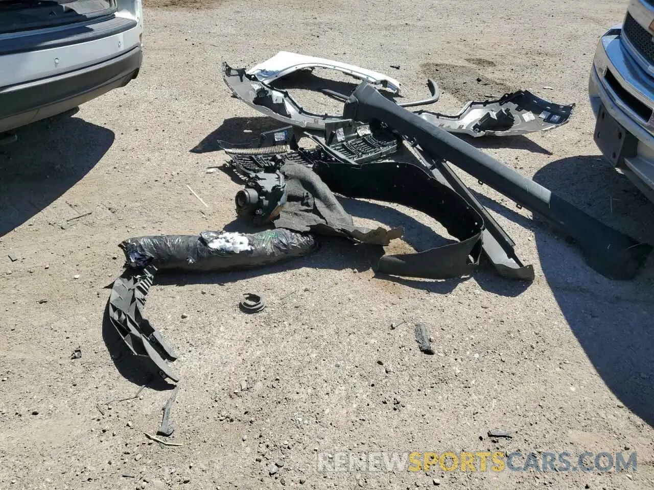 12 Photograph of a damaged car 1C4RJEAG1KC826614 JEEP GRAND CHER 2019