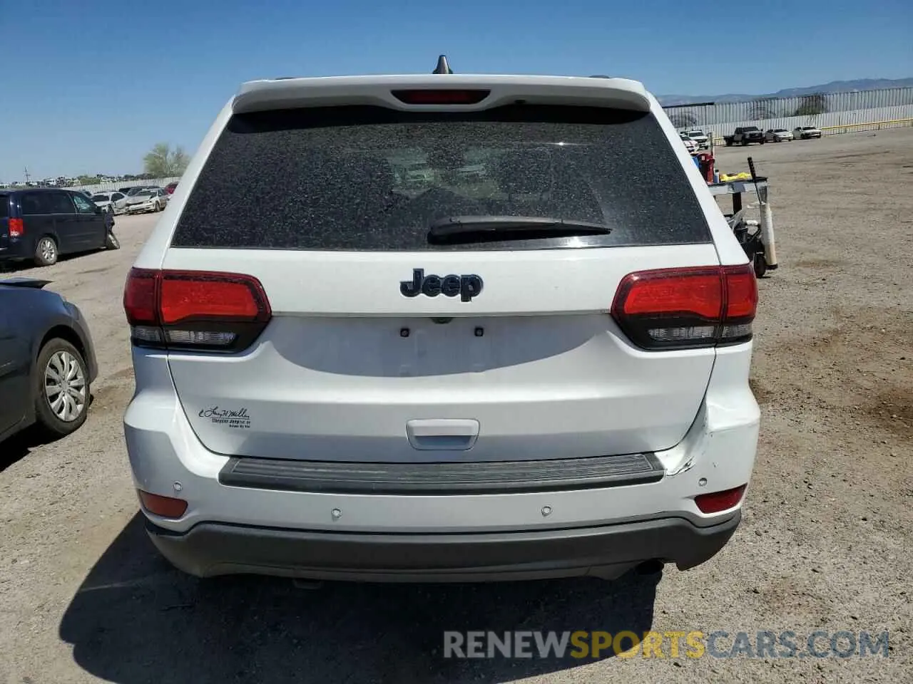 6 Photograph of a damaged car 1C4RJEAG1KC826614 JEEP GRAND CHER 2019