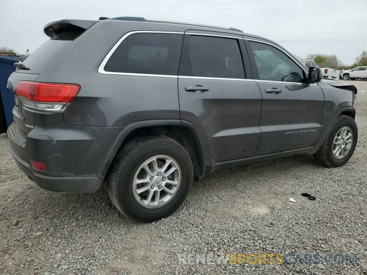 3 Photograph of a damaged car 1C4RJEAG3KC824072 JEEP GRAND CHER 2019