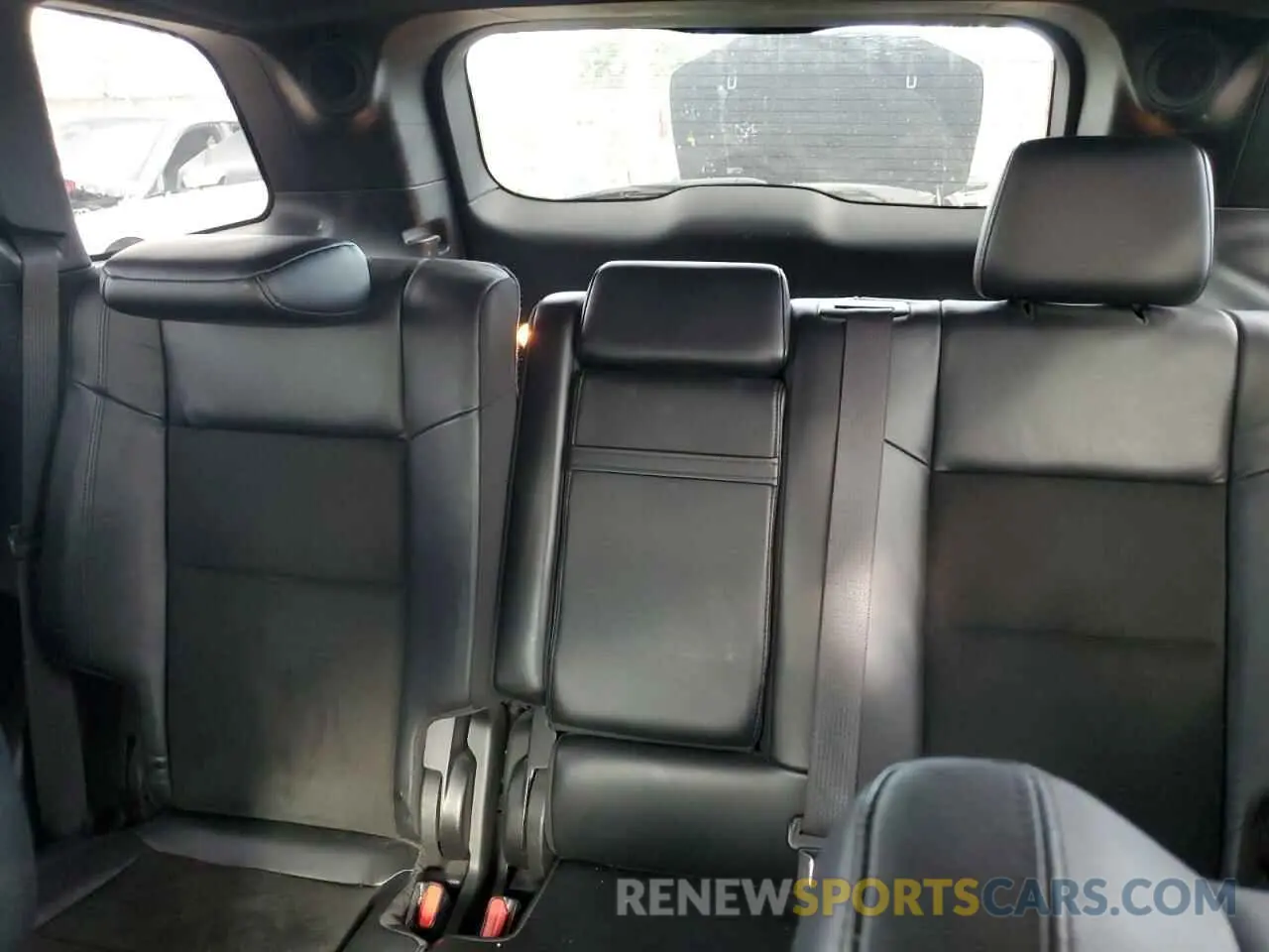 10 Photograph of a damaged car 1C4RJEAG4KC732369 JEEP GRAND CHER 2019
