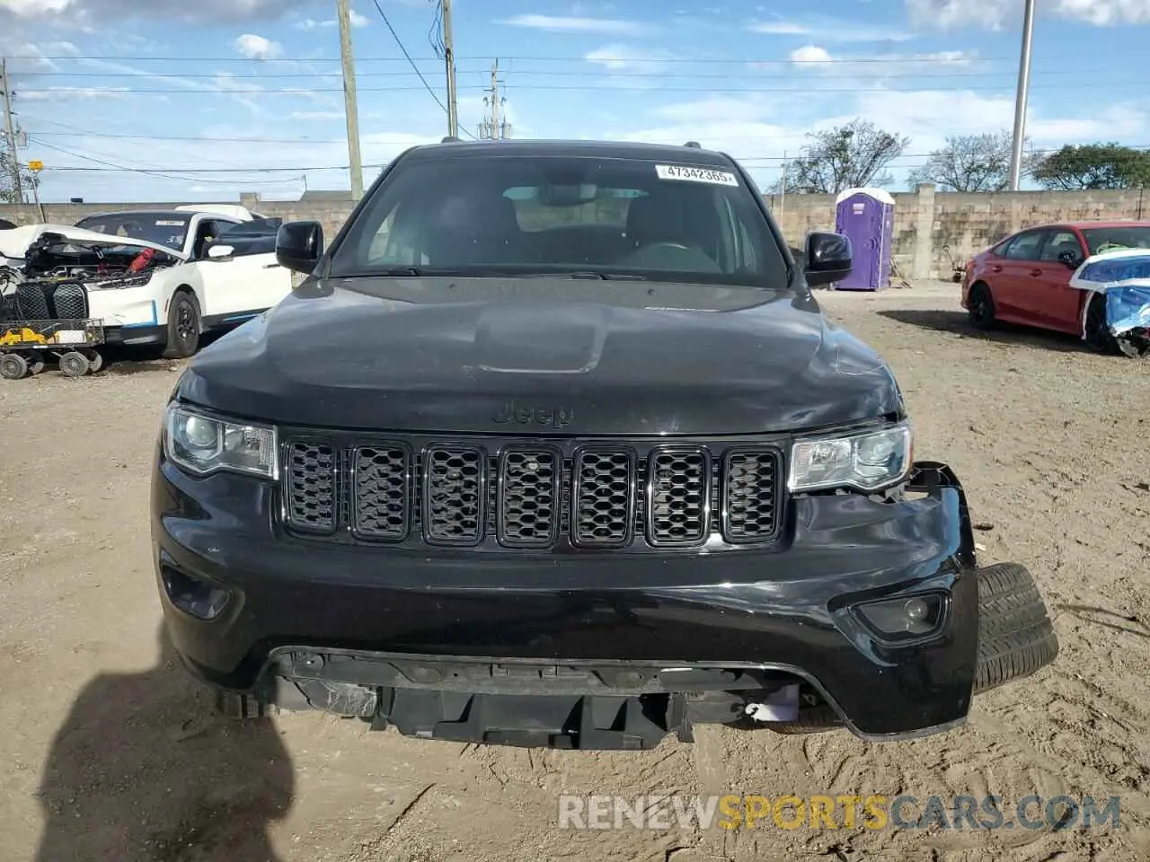 5 Photograph of a damaged car 1C4RJEAG4KC732369 JEEP GRAND CHER 2019