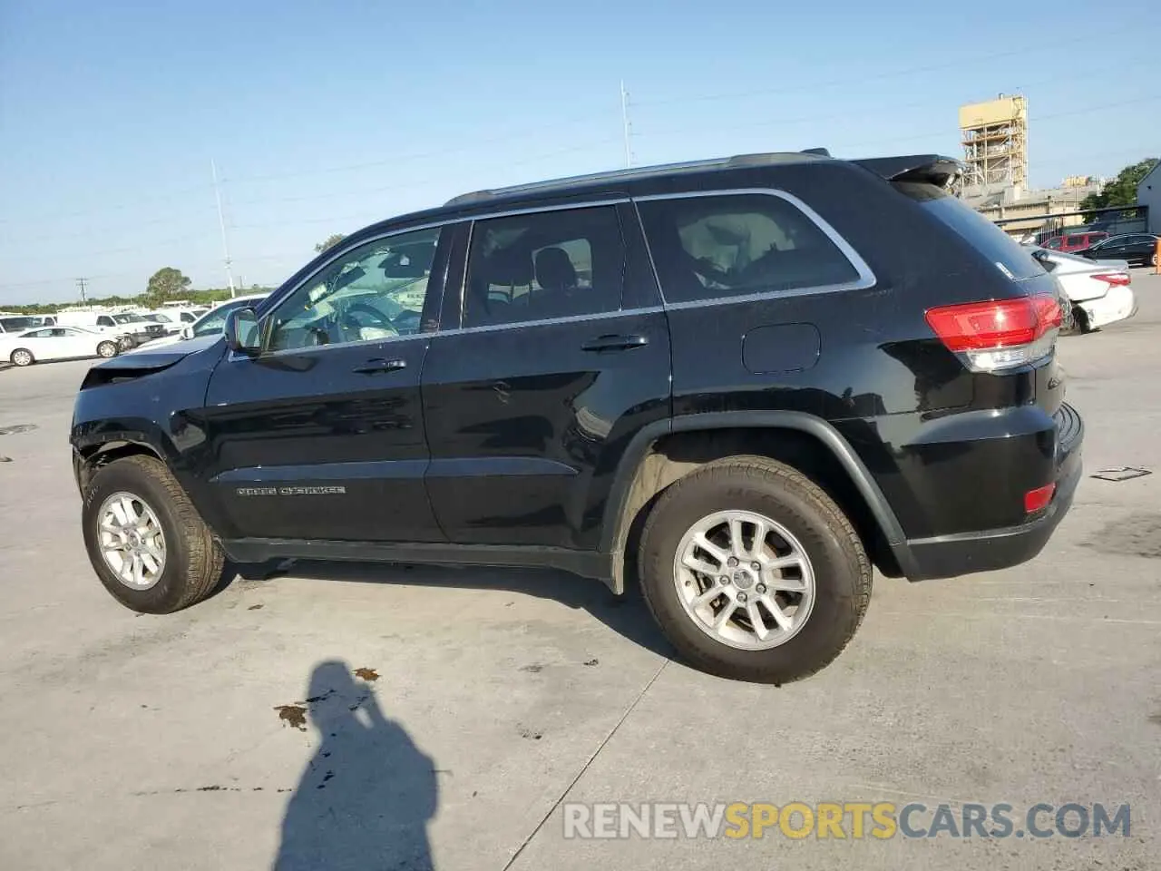 2 Photograph of a damaged car 1C4RJEAG4KC811086 JEEP GRAND CHER 2019