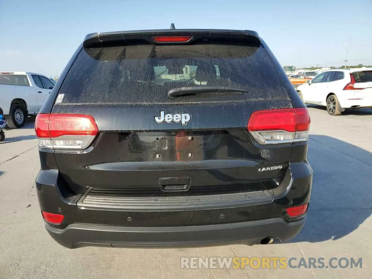 6 Photograph of a damaged car 1C4RJEAG4KC811086 JEEP GRAND CHER 2019