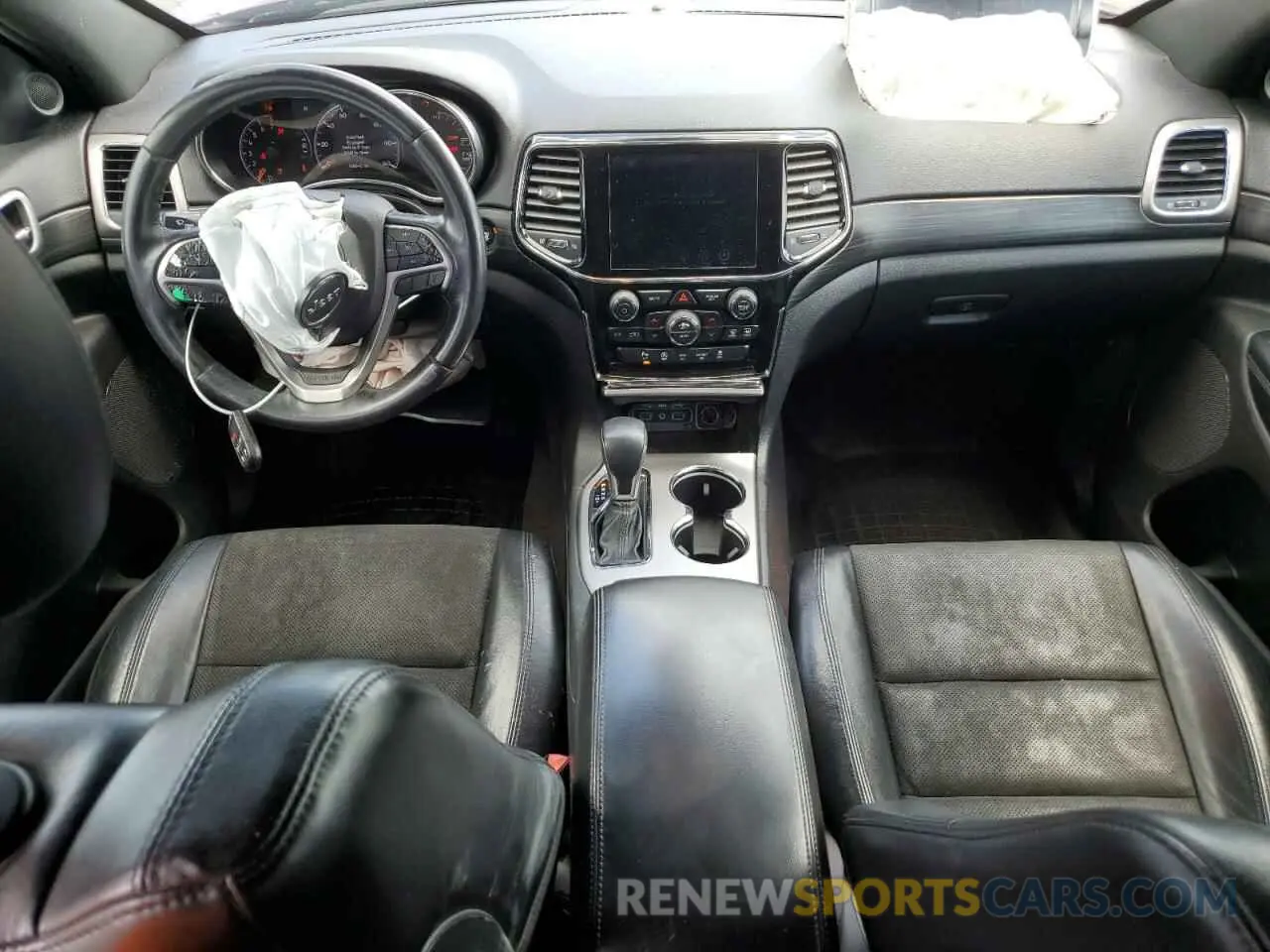 8 Photograph of a damaged car 1C4RJEAG5KC572244 JEEP GRAND CHER 2019