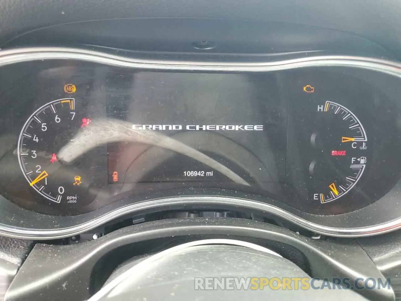 9 Photograph of a damaged car 1C4RJEAG5KC572244 JEEP GRAND CHER 2019