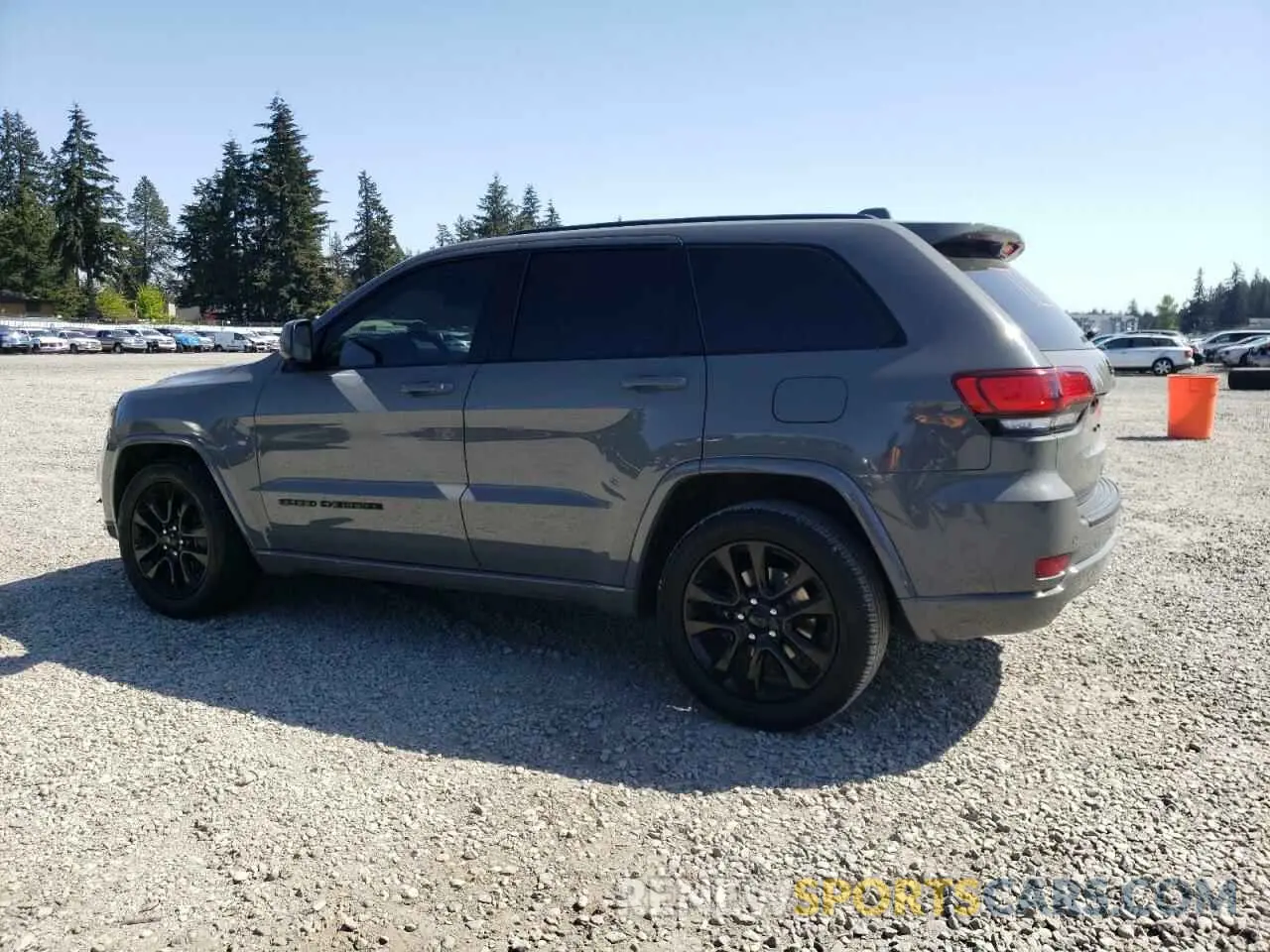 2 Photograph of a damaged car 1C4RJEAG5KC731974 JEEP GRAND CHER 2019