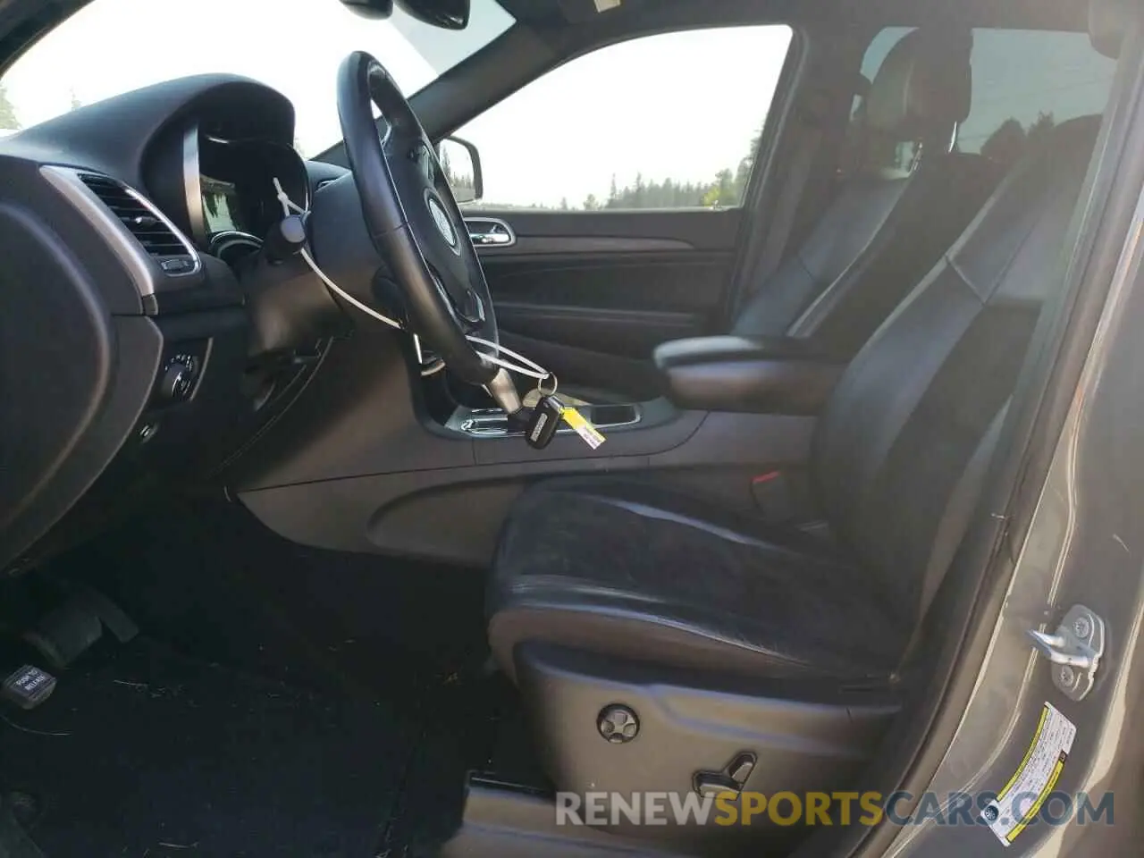 7 Photograph of a damaged car 1C4RJEAG5KC731974 JEEP GRAND CHER 2019