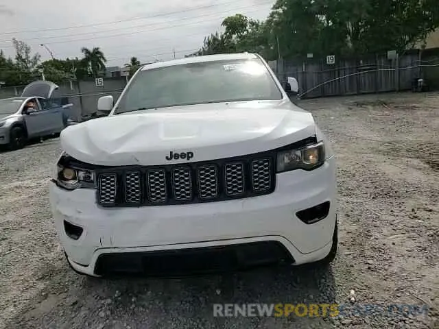 11 Photograph of a damaged car 1C4RJEAG6KC597122 JEEP GRAND CHER 2019