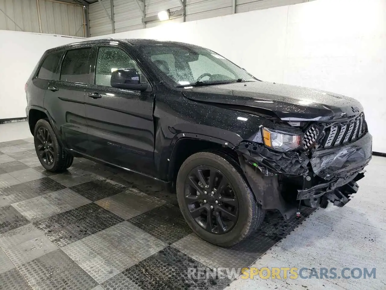 4 Photograph of a damaged car 1C4RJEAG6KC763171 JEEP GRAND CHER 2019
