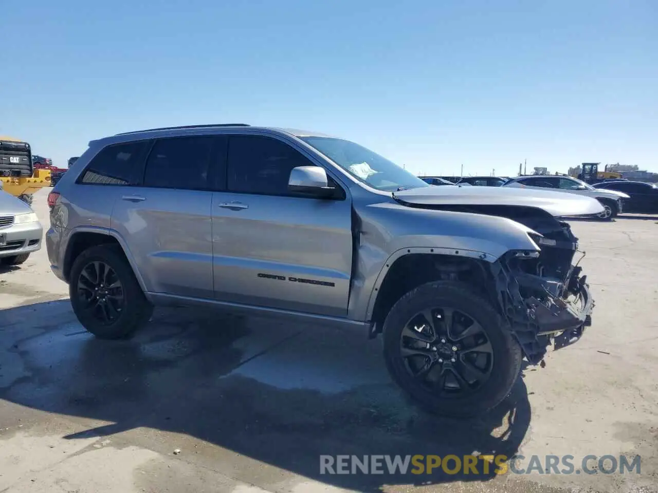 4 Photograph of a damaged car 1C4RJEAG7KC710673 JEEP GRAND CHER 2019