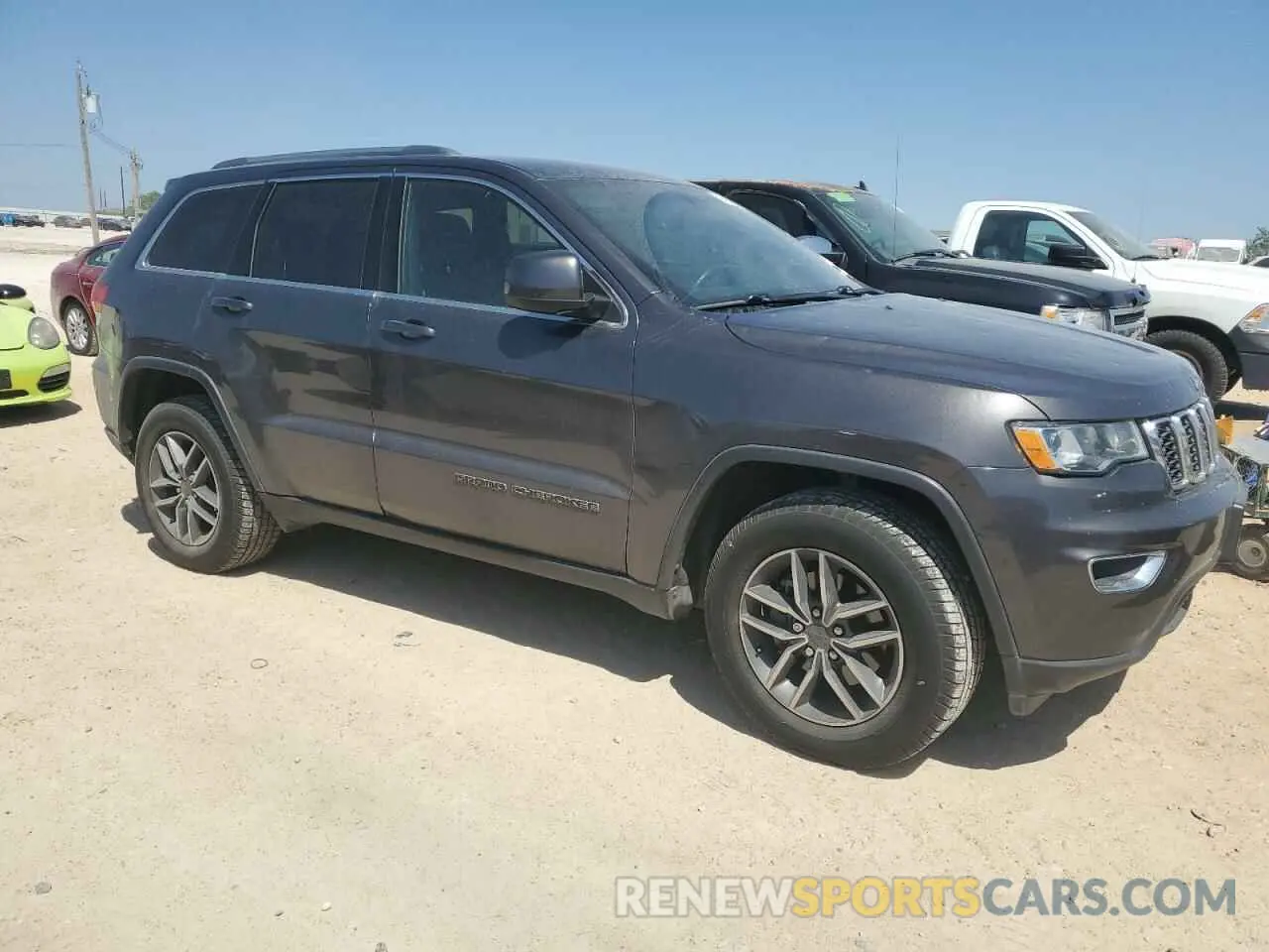 4 Photograph of a damaged car 1C4RJEAG7KC789813 JEEP GRAND CHER 2019