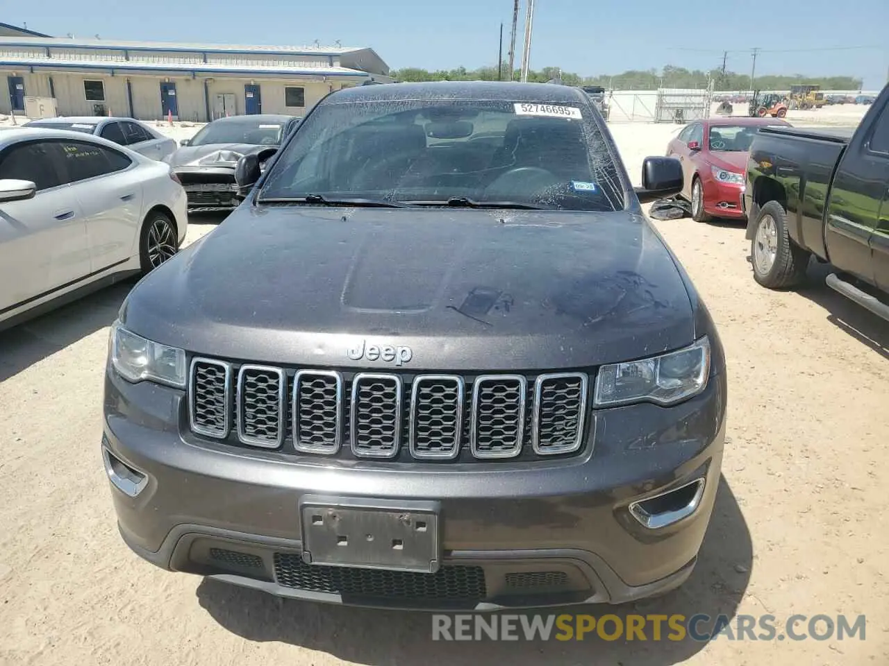 5 Photograph of a damaged car 1C4RJEAG7KC789813 JEEP GRAND CHER 2019