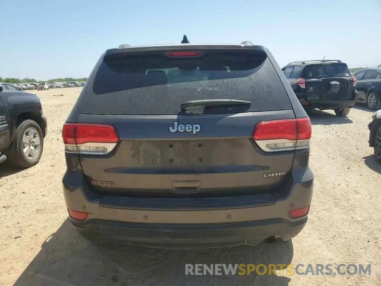 6 Photograph of a damaged car 1C4RJEAG7KC789813 JEEP GRAND CHER 2019