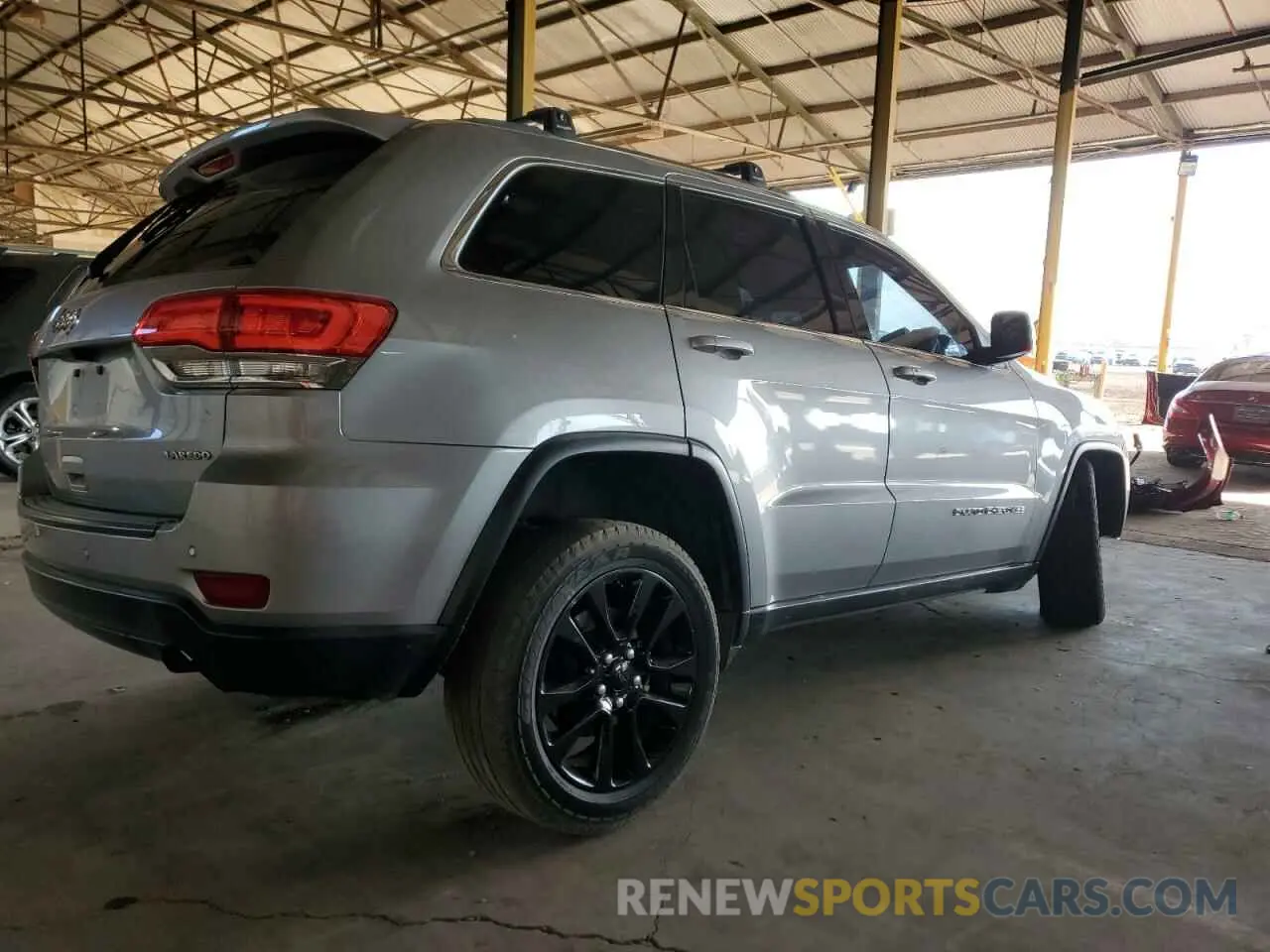 3 Photograph of a damaged car 1C4RJEAG7KC794929 JEEP GRAND CHER 2019