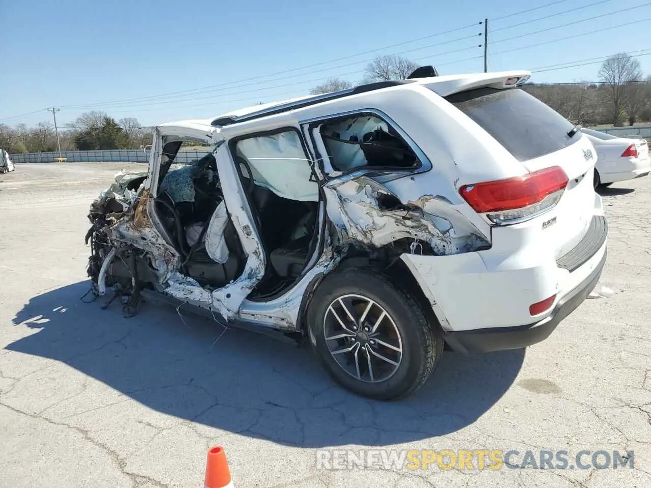 2 Photograph of a damaged car 1C4RJEAG8KC556538 JEEP GRAND CHER 2019