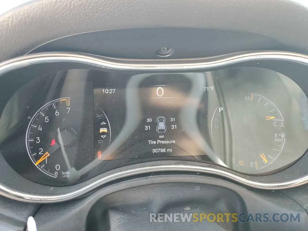 9 Photograph of a damaged car 1C4RJEAG8KC572500 JEEP GRAND CHER 2019