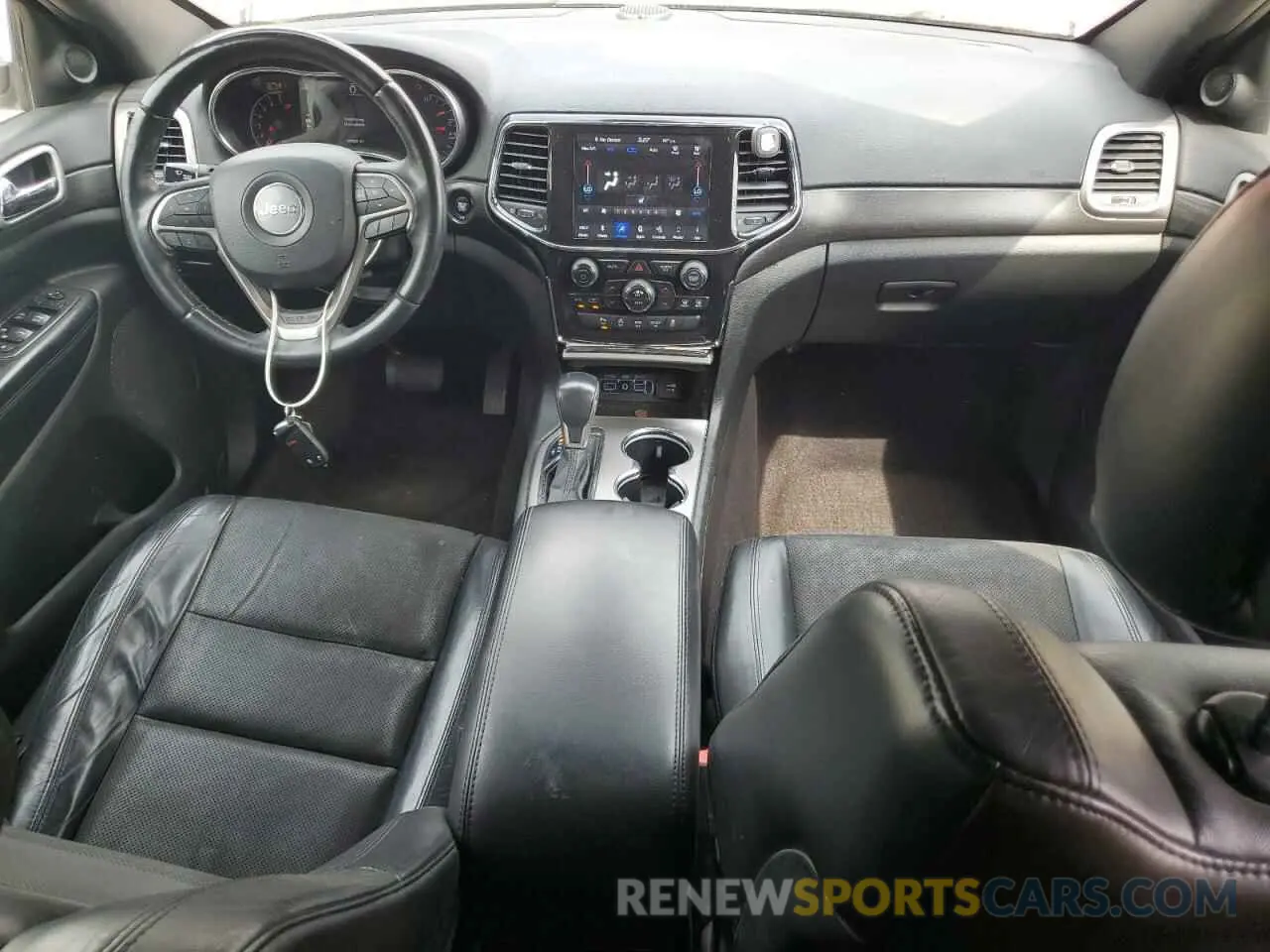 8 Photograph of a damaged car 1C4RJEAG8KC621680 JEEP GRAND CHER 2019