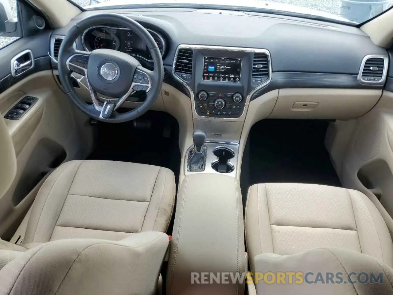 8 Photograph of a damaged car 1C4RJEAG8KC644988 JEEP GRAND CHER 2019