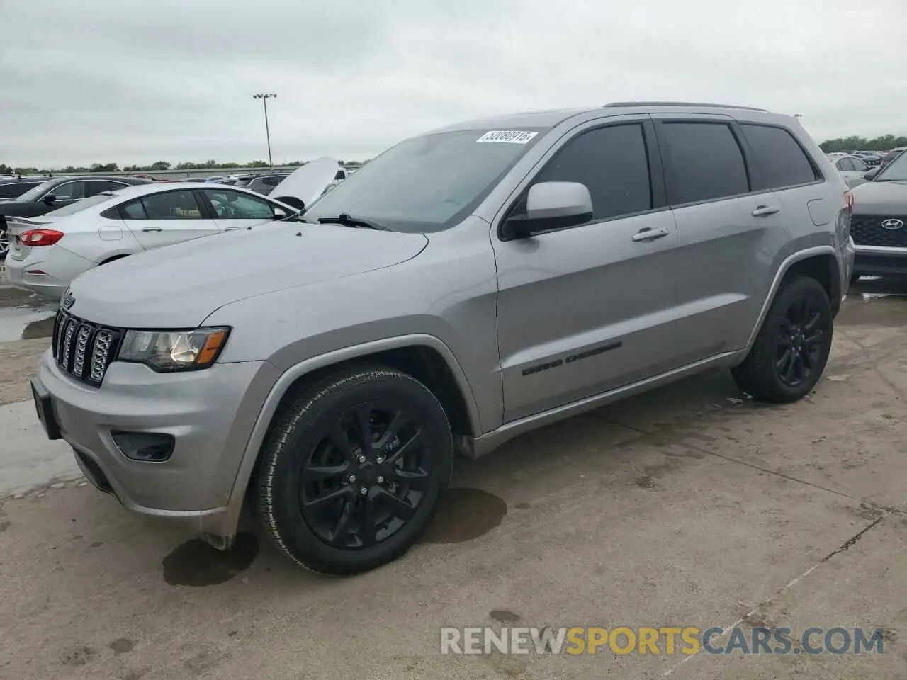 1 Photograph of a damaged car 1C4RJEAG8KC698551 JEEP GRAND CHER 2019