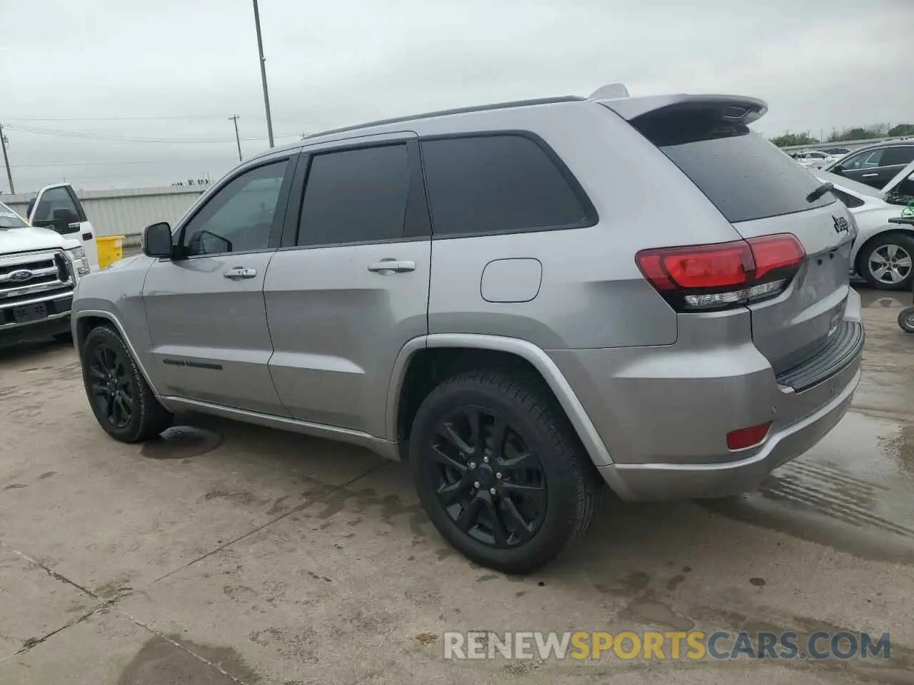 2 Photograph of a damaged car 1C4RJEAG8KC698551 JEEP GRAND CHER 2019