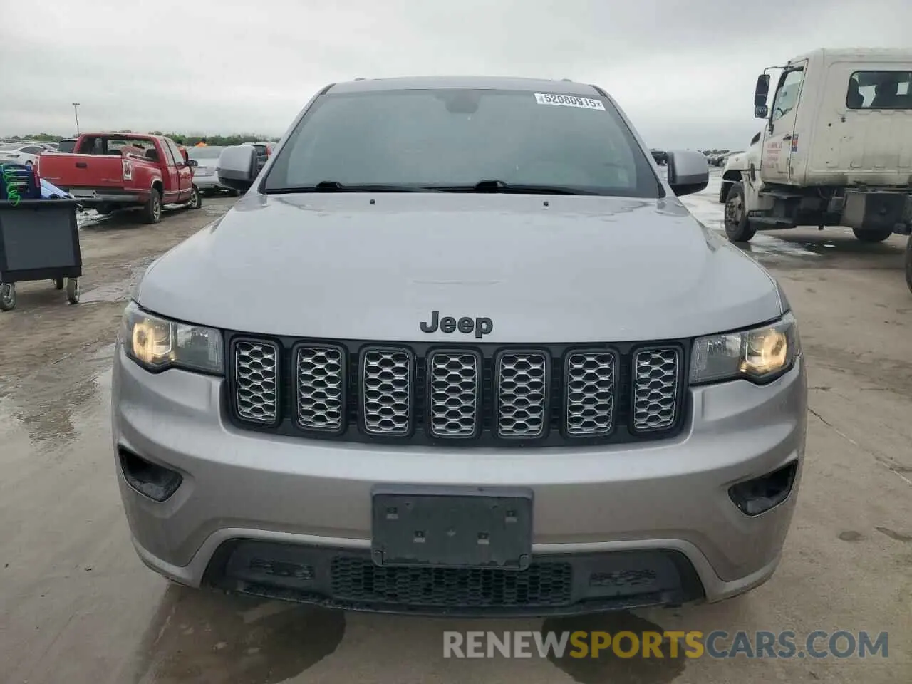 5 Photograph of a damaged car 1C4RJEAG8KC698551 JEEP GRAND CHER 2019